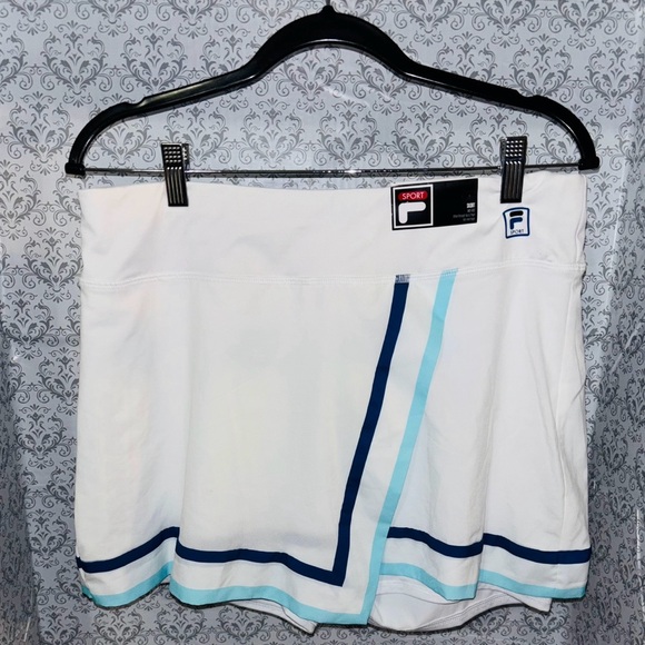 Fila White Skirt with Blue Trim - Picture 1 of 1